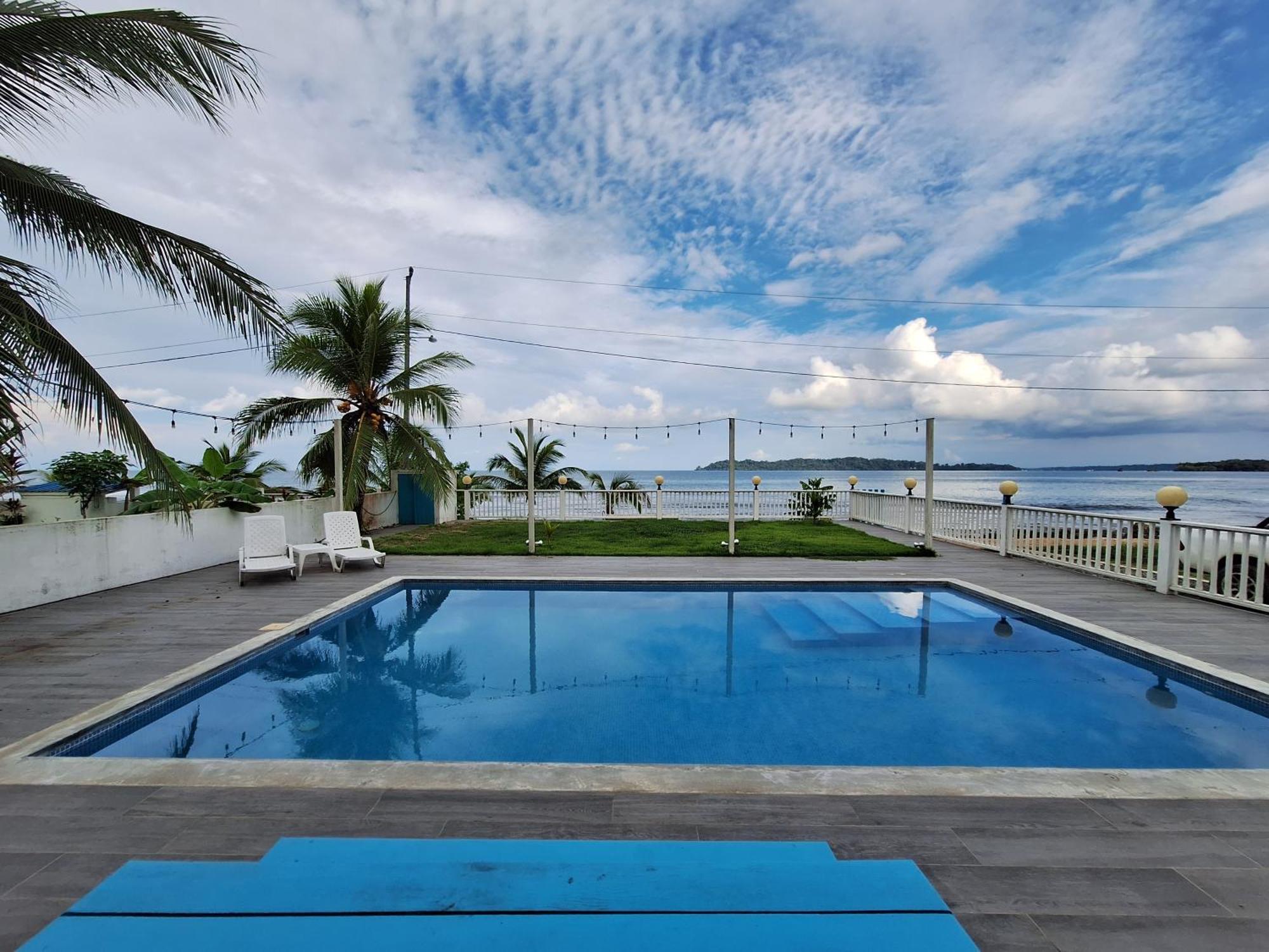 Paunch Beach Retreat ボカス・タウン エクステリア 写真